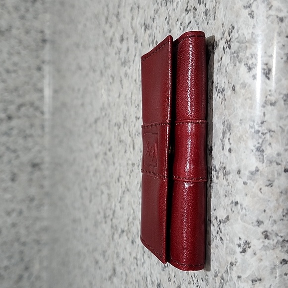 Yves Saint Laurent Leather Key Holder w/Free YSL Makeup Bag - Picture 7 of 14